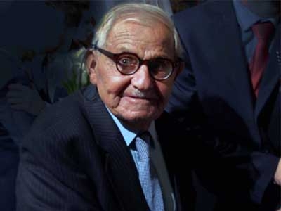 &Eta;&pi;&epsilon;&iota;&rho;ώ&tau;&iota;&kappa;&omicron; &pi;έ&nu;&theta;&omicron;&sigmaf; &sigma;&tau;&iota;&sigmaf; &epsilon;&kappa;&delta;ό&sigma;&epsilon;&iota;&sigmaf; &Epsilon;. &Sigma;&pi;ύ&rho;&omicron;&upsilon;