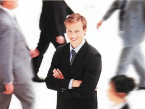 &Epsilon;ά&nu; &mu;&omicron;&iota;ά&zeta;&epsilon;&iota; &mu;&epsilon; &pi;ά&pi;&iota;&alpha; &kappa;&alpha;&iota; &pi;&epsilon;&rho;&pi;&alpha;&tau;ά&epsilon;&iota; &sigma;&alpha;&nu; &pi;ά&pi;&iota;&alpha;, &tau;ό&tau;&epsilon; &pi;&rho;έ&pi;&epsilon;&iota; &nu;&alpha; &epsilon;ί&nu;&alpha;&iota; &pi;ά&pi;&iota;&alpha;