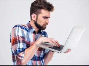 &Pi;&omicron;&iota;&omicron;ί &gamma;&nu;&omega;&rho;ί&zeta;&omicron;&upsilon;&nu; &tau;&eta;&nu; &epsilon;&kappa;&pi;&alpha;ί&delta;&epsilon;&upsilon;&sigma;&eta; &Gamma;&Alpha;&Tau;&Alpha; &kappa;&alpha;&iota; PESOS;